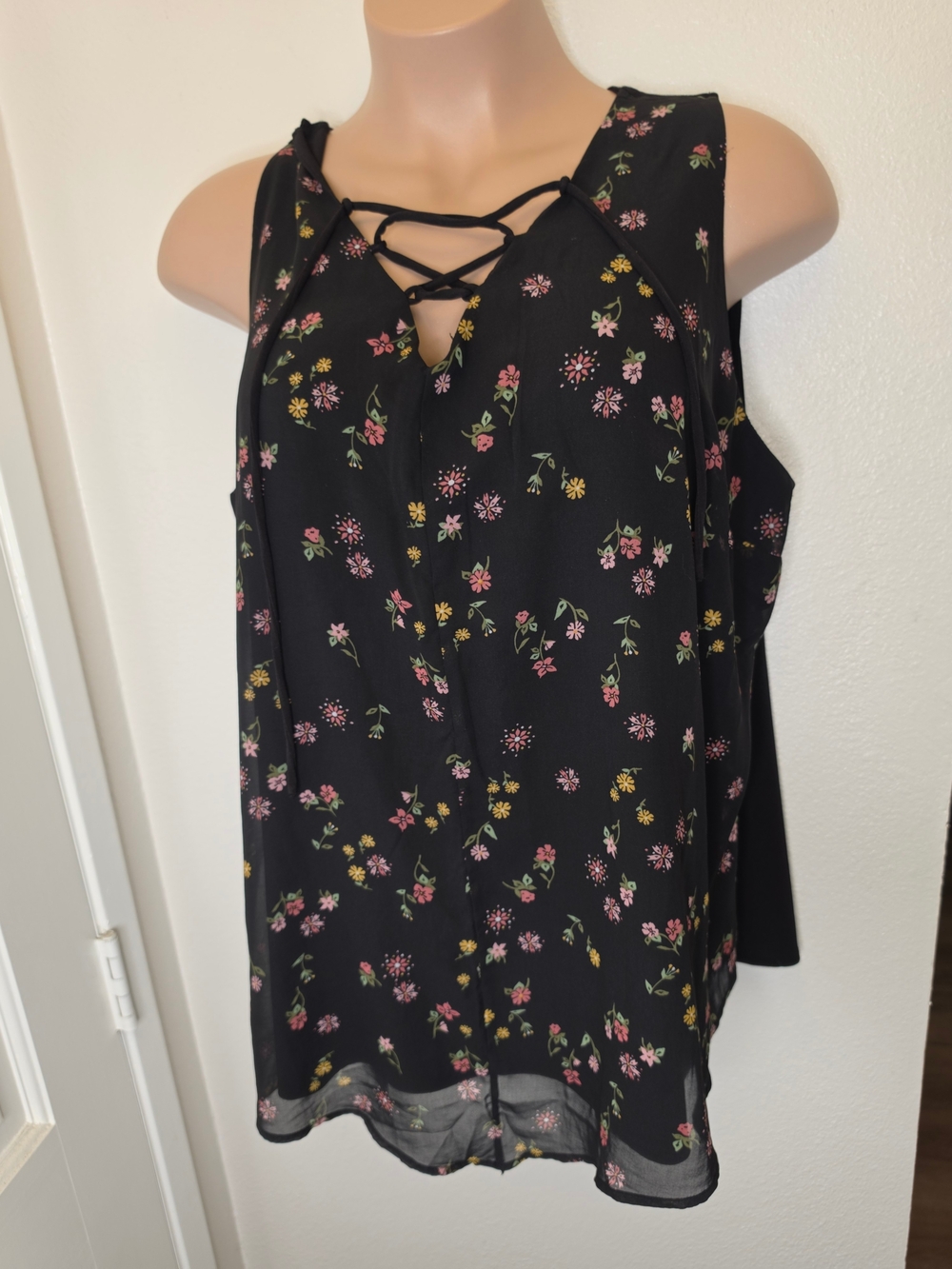 Lane Bryant Black Floral Lace-Up Camisole
